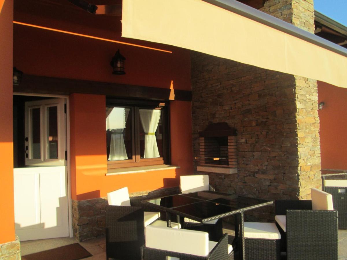 Apartamentos Fonte Villar Навия Экстерьер фото